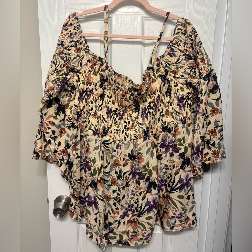 NWT Torrid top SZ 4X in excellent condition